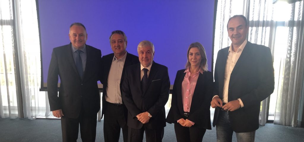 Ova slika ima prazan alt atribut ; naziv datoteke je hrvatski-1024x477.jpg